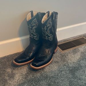 Black J.B. Dillon cowboy boots
